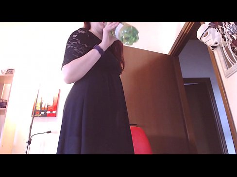 ❤️ Submisivní otrokyně, která miluje špinavé a svůdné kalhotky, je po zhlédnutí tohoto videa nucena masturbovat! ️❌ Porno video u nás ﹏