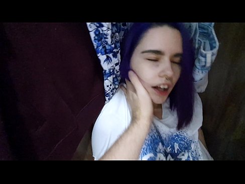 ❤️ Našel jsem svou sestru ve skříni a pomohl jí udělat se ️❌ Porno video u nás ﹏